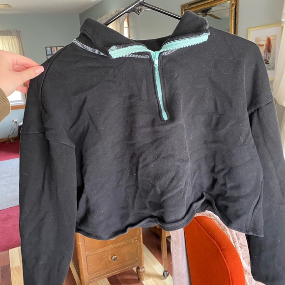 — - Picture 1 of 3